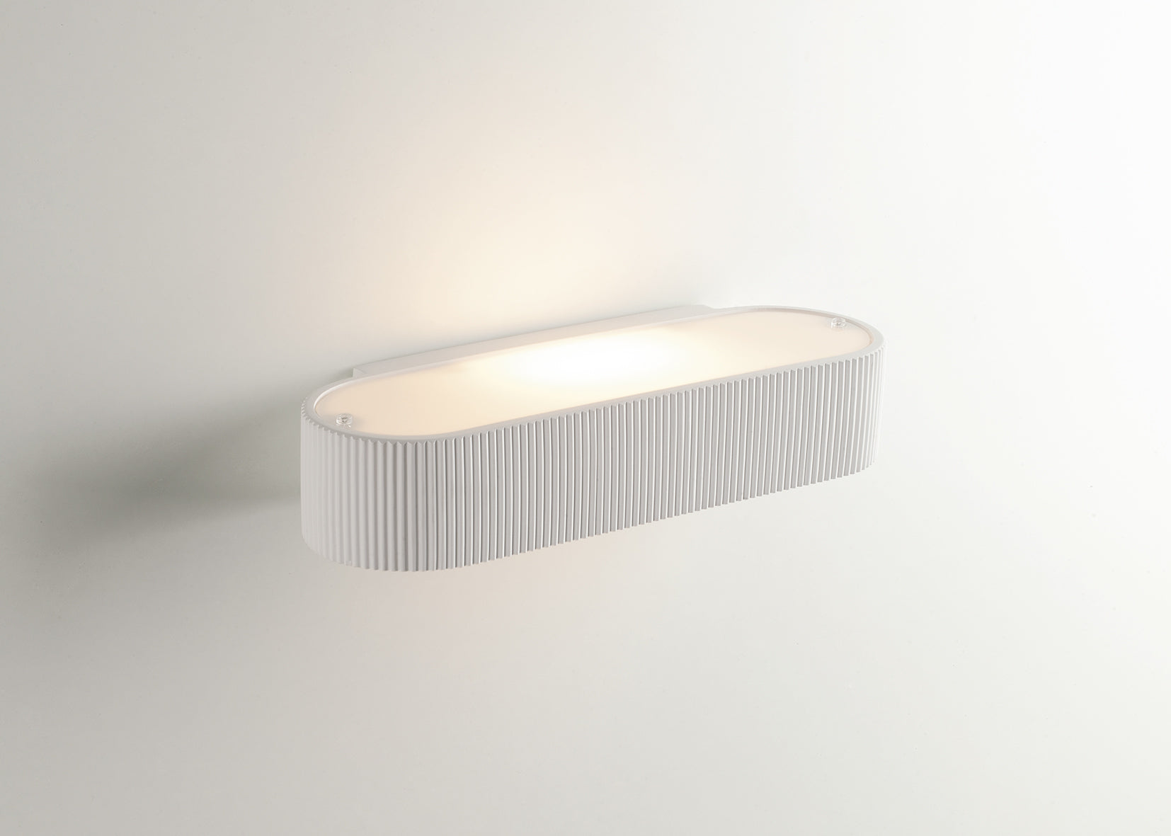 Applique a parete in gesso verniciabile diffusore inferiore in vetro satinato,diffusore superiore in acrilico bianco collezione GATSBY Applique a parete in gesso verniciabile diffusore inferiore in vetro satinato,diffusore superiore in acrilico bianco collezione GATSBY